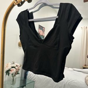 Thrifted Cropped V-neck Short sleeve  Black Crop top